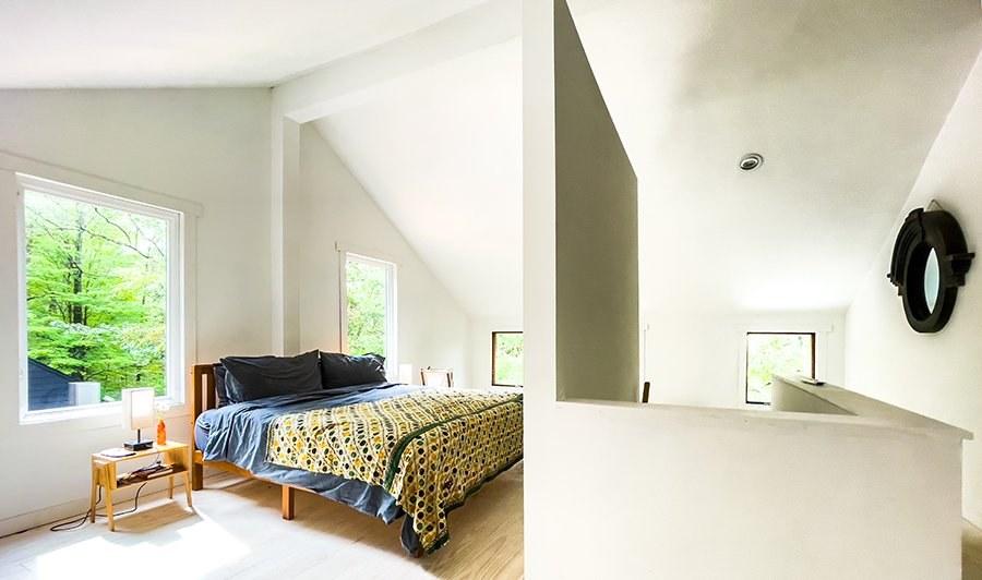 Stone Jug — bedroom